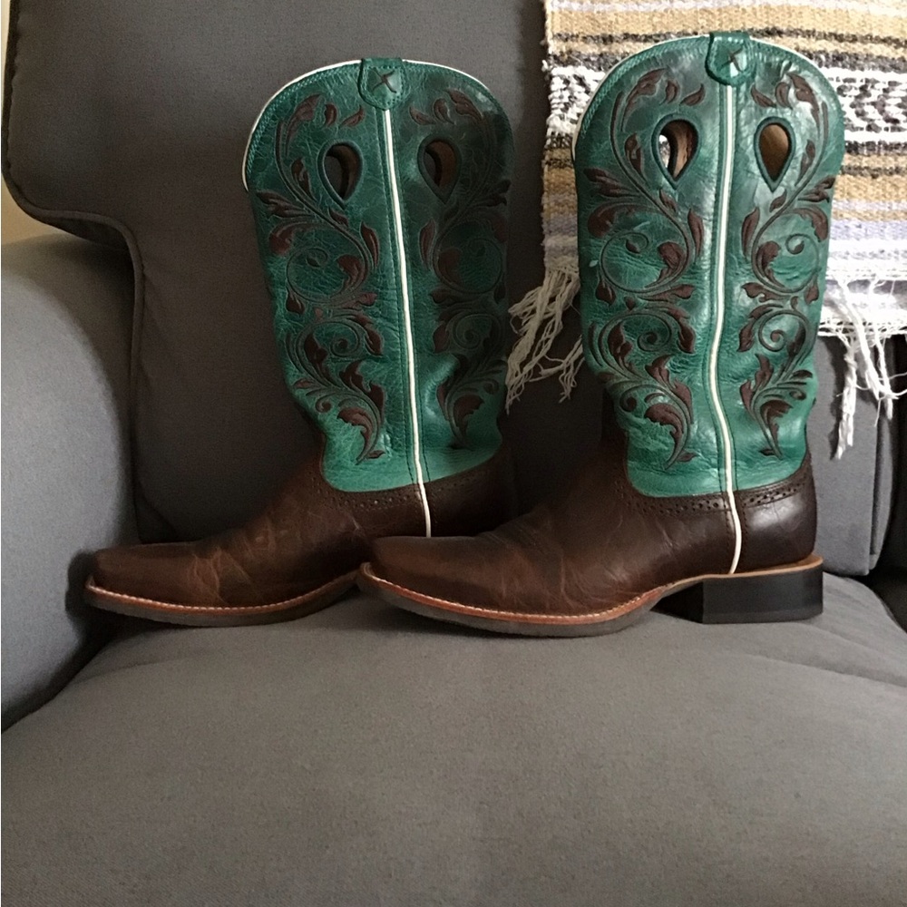 Twisted X Green and Brown Heeled Boots